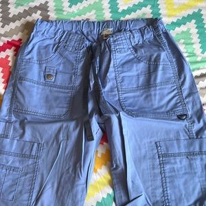 Dickies Size Small cargo scrubs